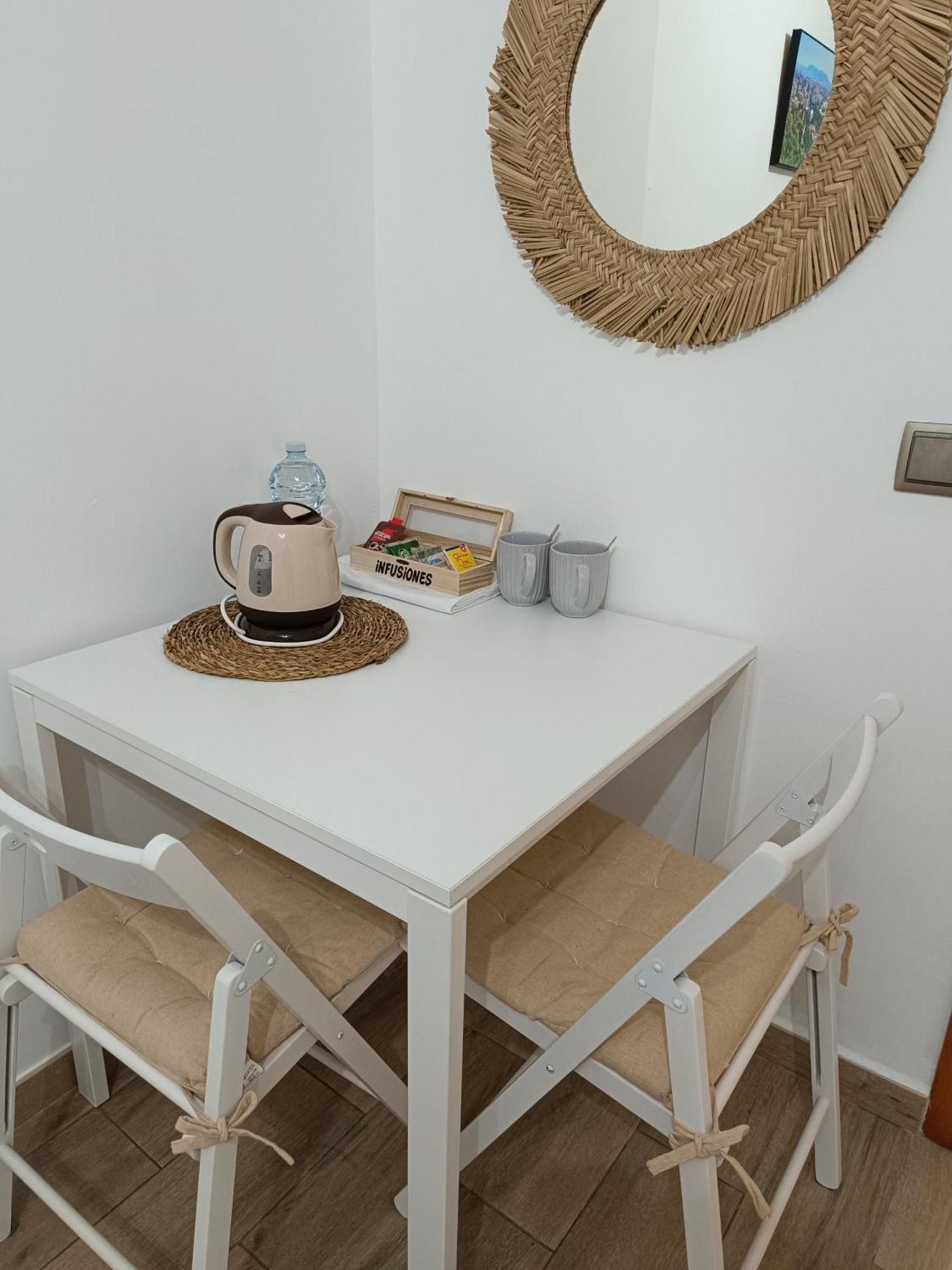 Habitacion Independiente Cerca Del Mar Málaga Esterno foto